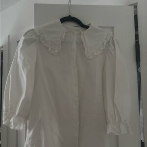 Elegant White Ruffled Women's Top